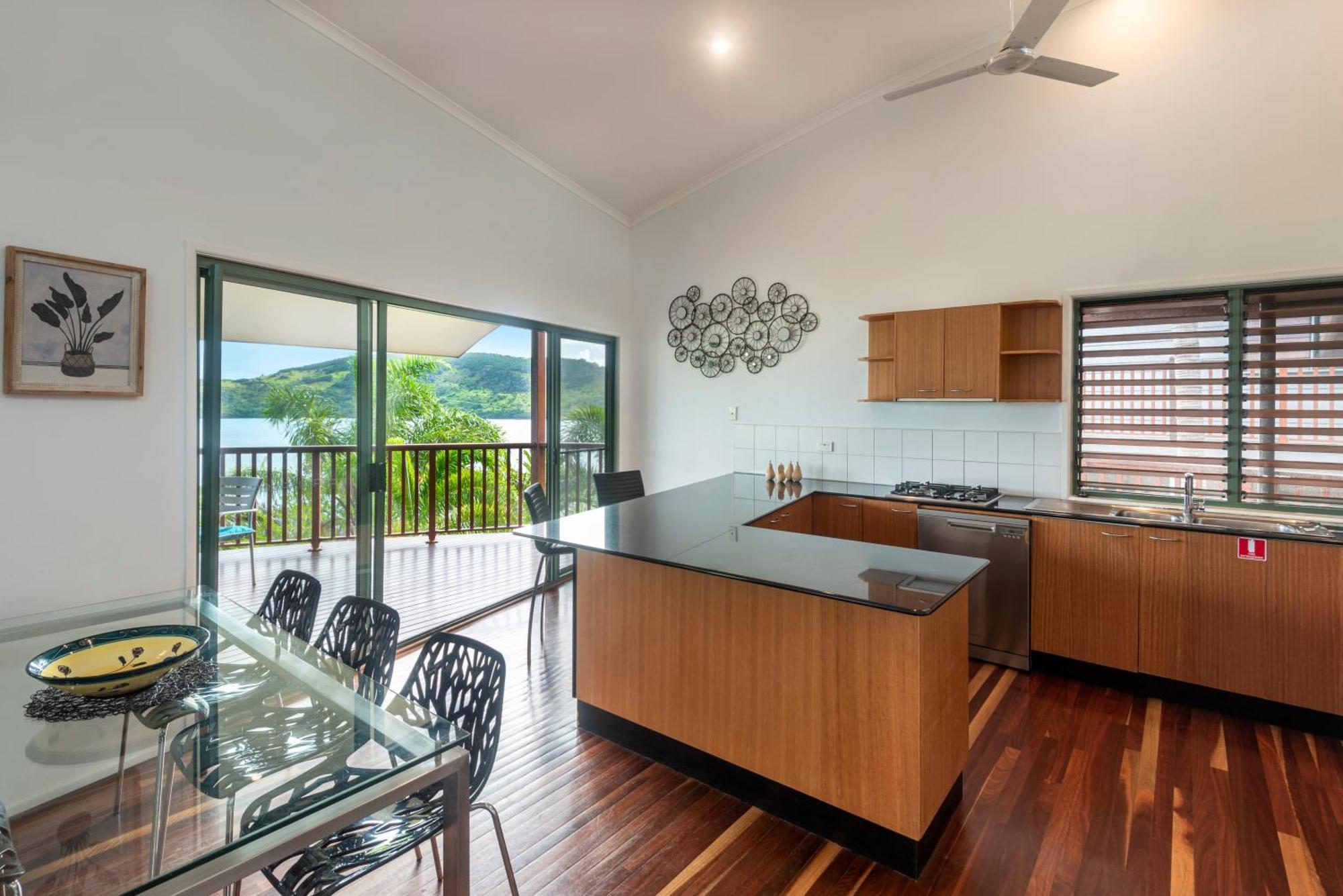 Casuarina Cove On Hamilton Island By Hiha Apartment Екстериор снимка